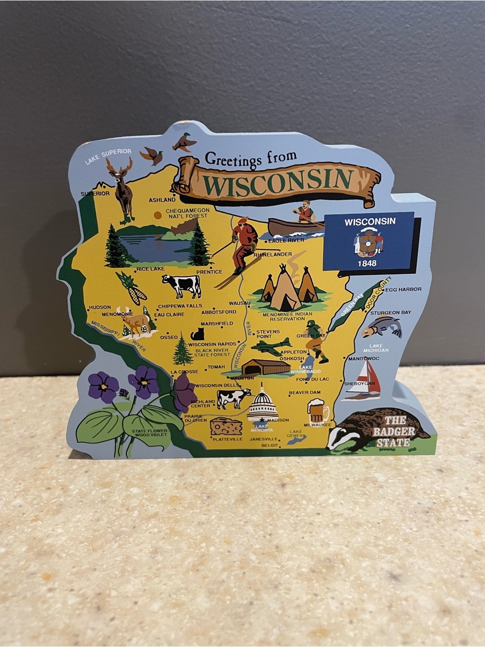 CATS MEOW Vintage State of Wisconsin Shelf Sitter Painted Map Whimsical Souvenir